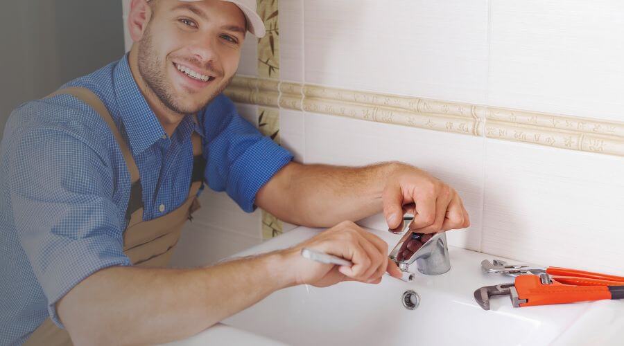 Faucet cartridge replacement in Keystone, IA